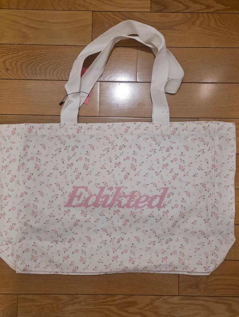 Edikted Ditsy Floral Tote Bag